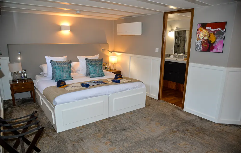 Hotelschiff Finesse - Kabine mit einem Doppelbett