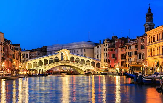 ein Abend in Venedig - Blick auf die Rialto Brücke