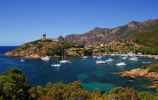 Mitsegeln vor Korsika - Girolata